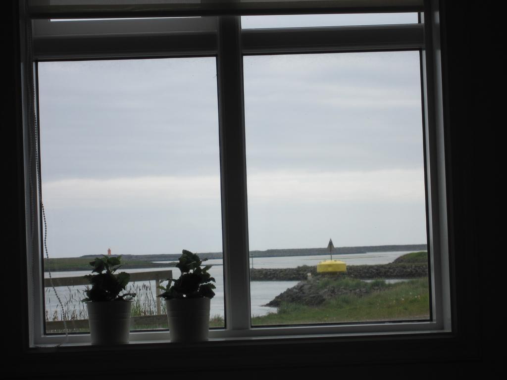 Apartment By The Sea Hofn Exterior photo